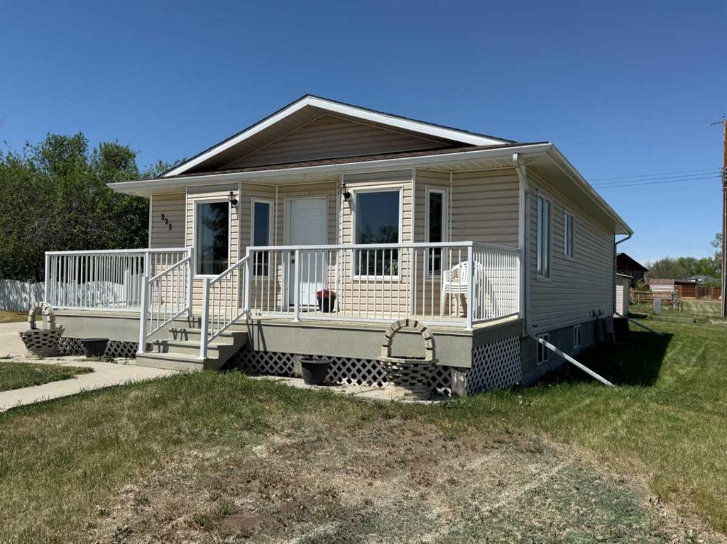 325 2 Avenue N, A2316773, Alberta,
