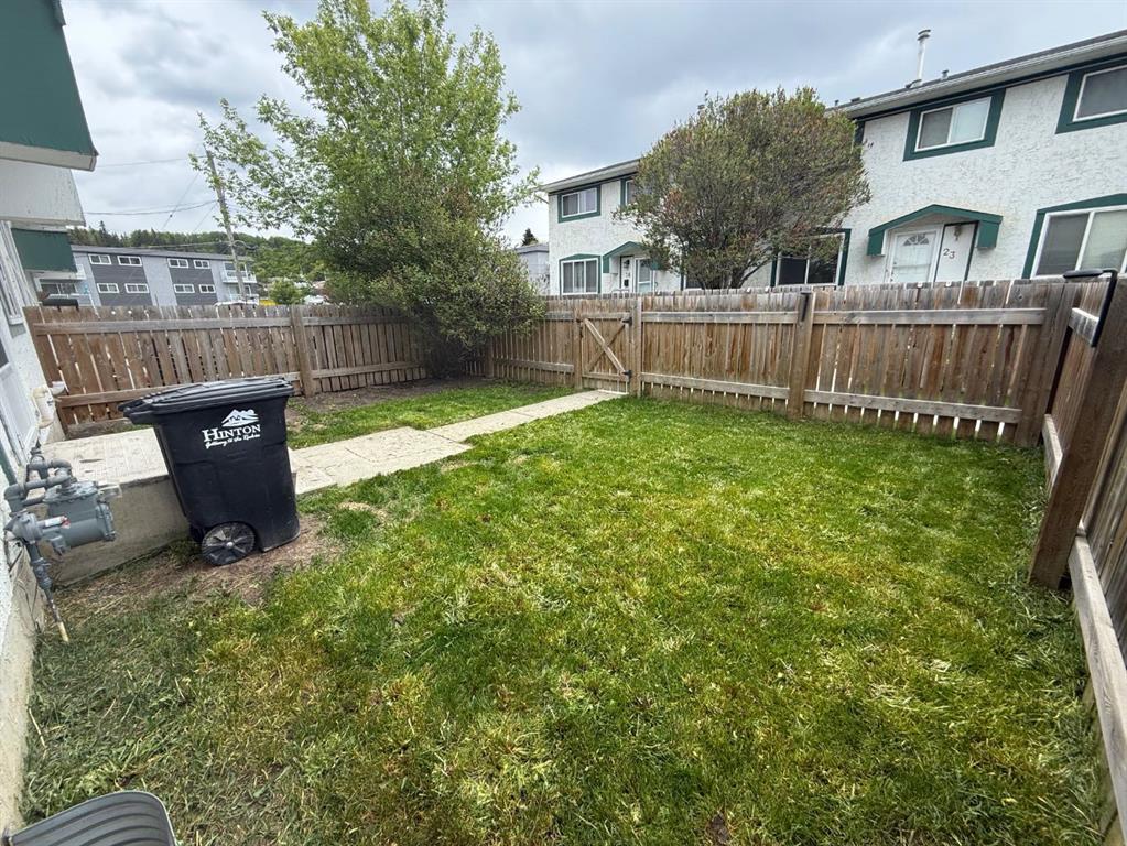 Third View of 26, 110 TAMARACK Avenue , Hardisty, Hinton, Alberta, T7V1C5