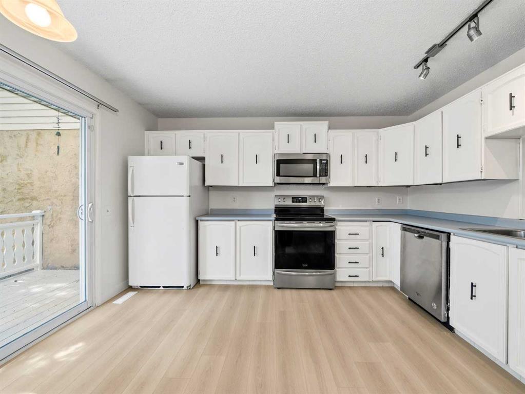 Fifth View of 6506 Ranchview Drive NW, Ranchlands, Calgary, Alberta, T3G 1A1