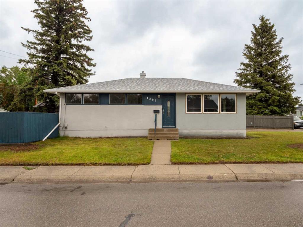 1209 31A Street S, A2316893, Alberta,