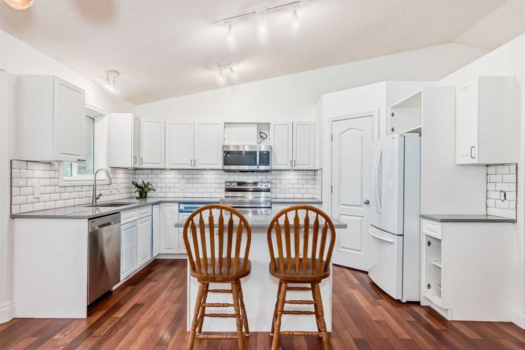 Fifth View of 76 Hillview Drive , Hillview Estates, Strathmore, Alberta, T1P 1S6