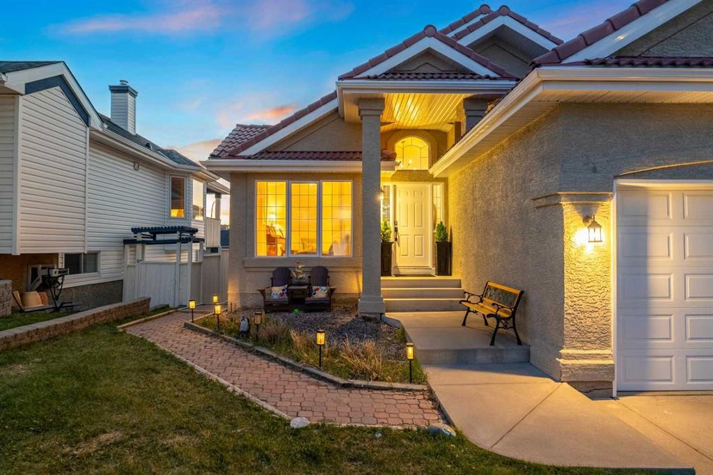 MLS® listing #111666754 for sale located at 94 Edgebrook Heights NW
