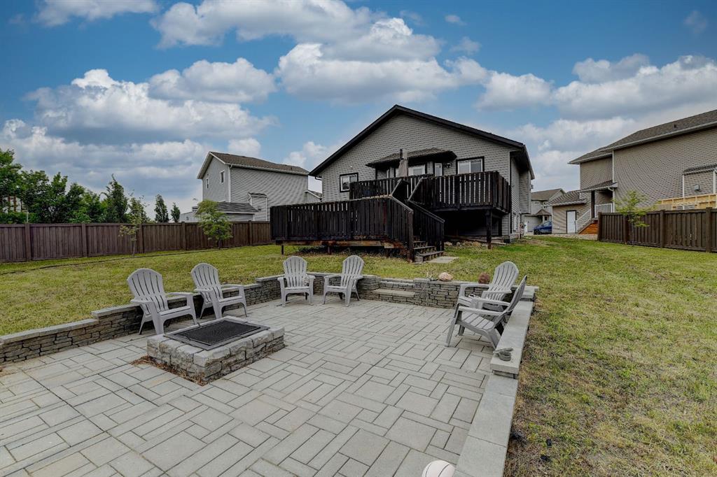 Third View of 10201 124 A Avenue , Northridge, Grande Prairie, Alberta, T8V 6J2