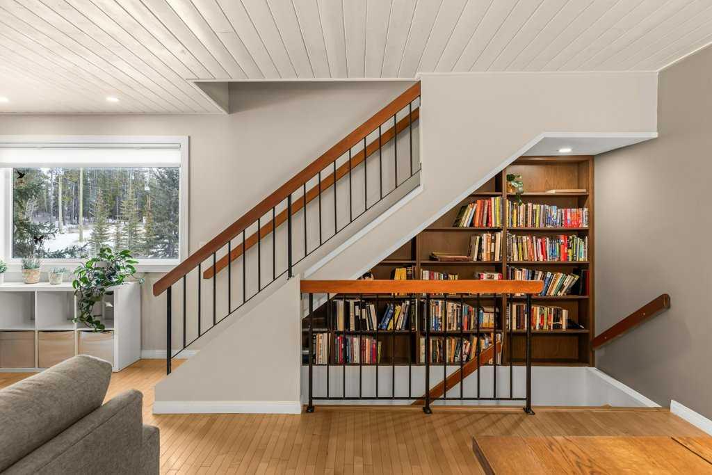 Fifth View of 1, 1061 Evergreen Circle , Rundleview Ests, Canmore, Alberta, T1W 2R2