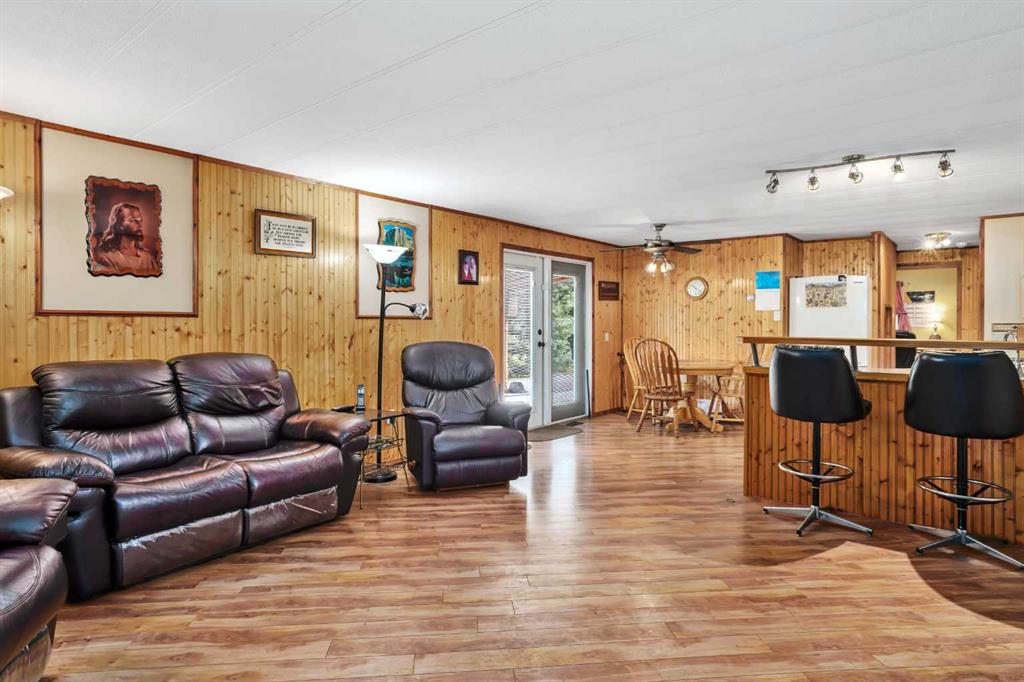 Fifth View of 812 20th Street  , NONE, Spruce View, Alberta, T0M 1V0
