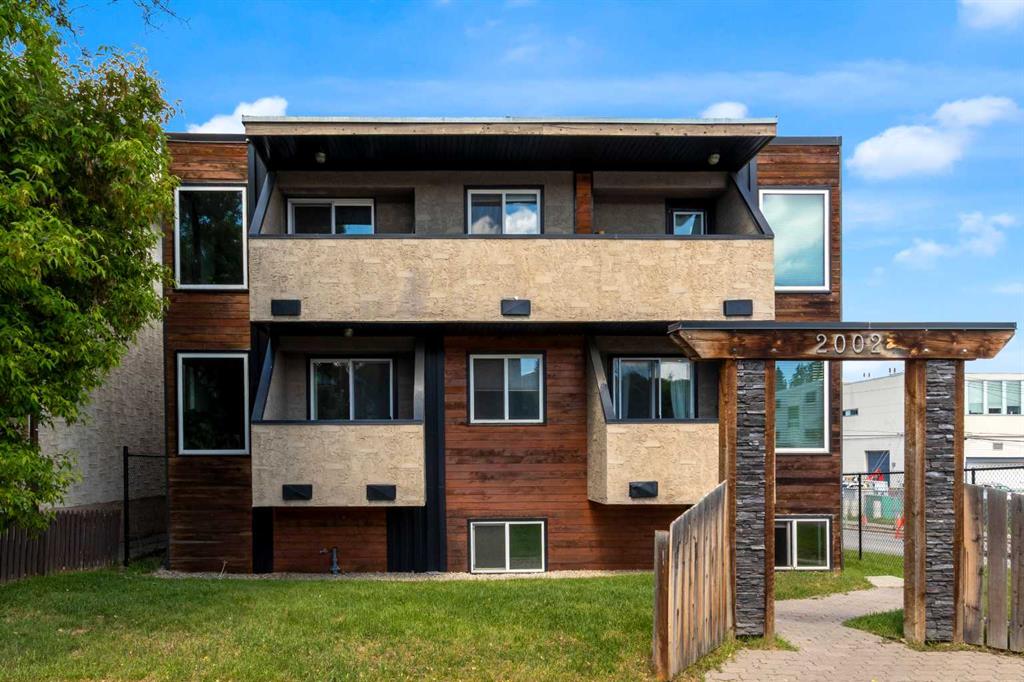 Second View of 5, 2002 11 Avenue SW, Sunalta, Calgary, Alberta, T3C 0P1