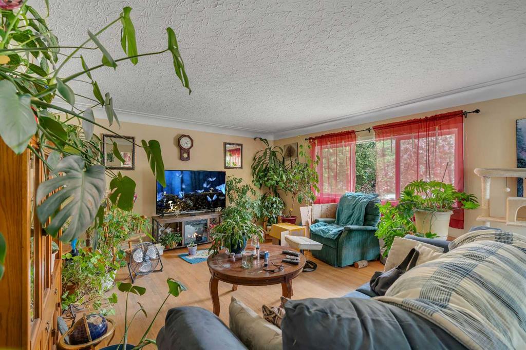 Fourth View of 7621 23 Street SE, Ogden, Calgary, Alberta, T2C 0Y2