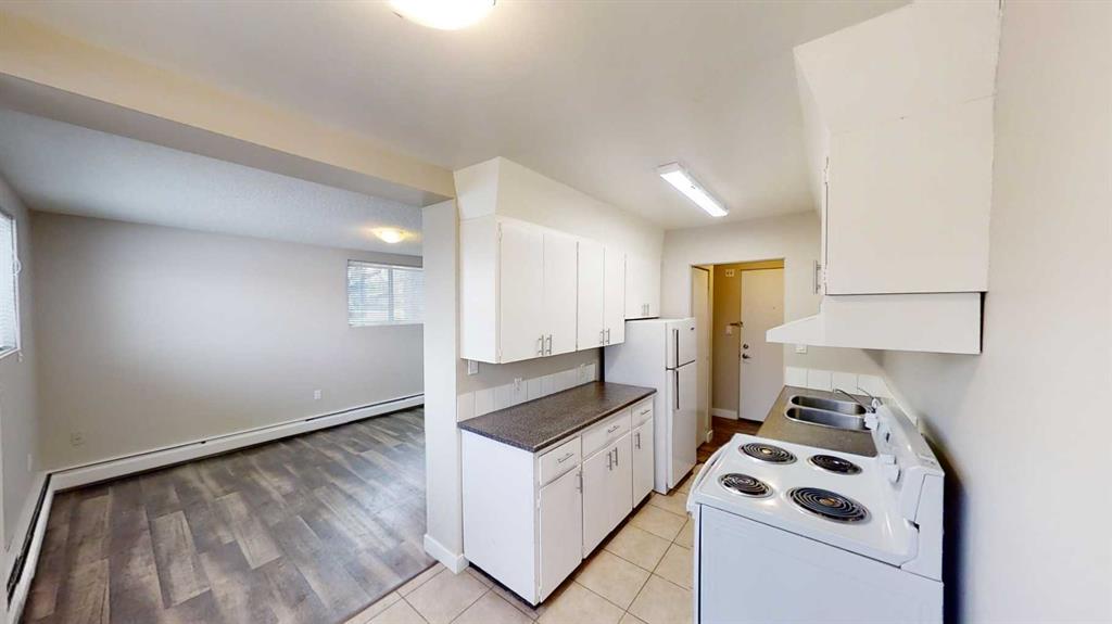 Fourth View of 108, 9932 105 Avenue , VLA Montrose, Grande Prairie, Alberta, T8V1G9