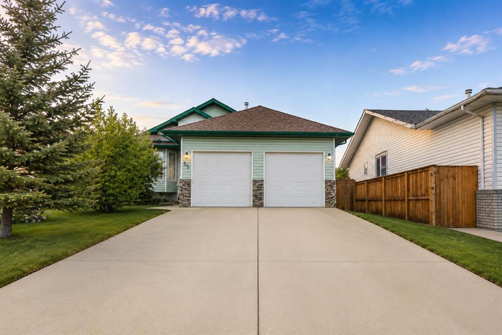 35 Maple Walk , A2317052, Alberta,