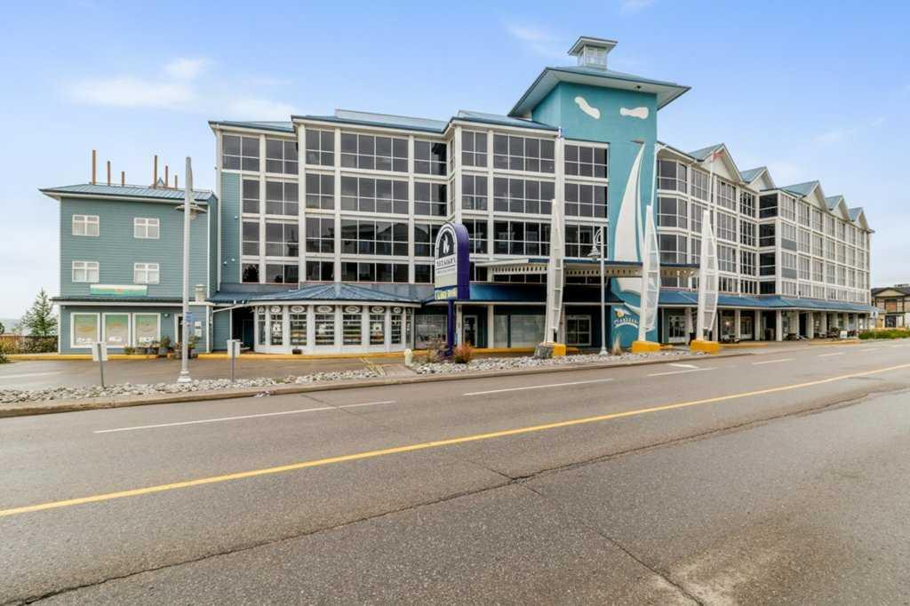 401, 5100 Lakeshore Drive , A2317053, Alberta,