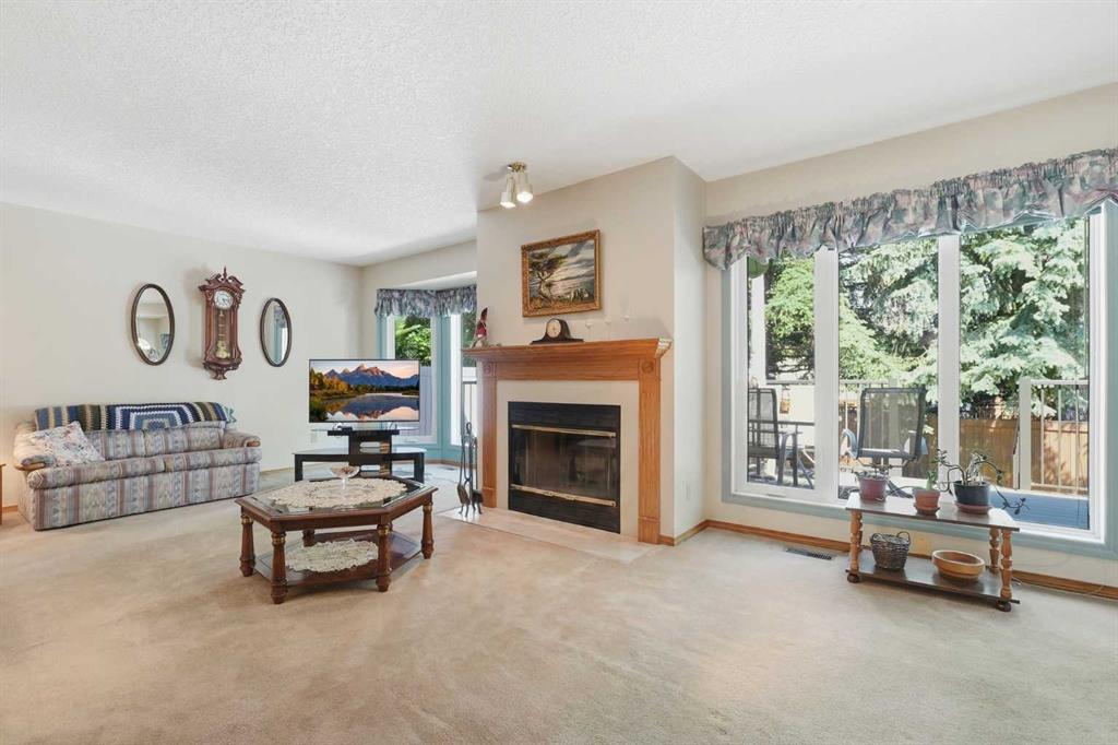 Third View of 22A Woodmeadow Close SW, Woodlands, Calgary, Alberta, T2W 4L8
