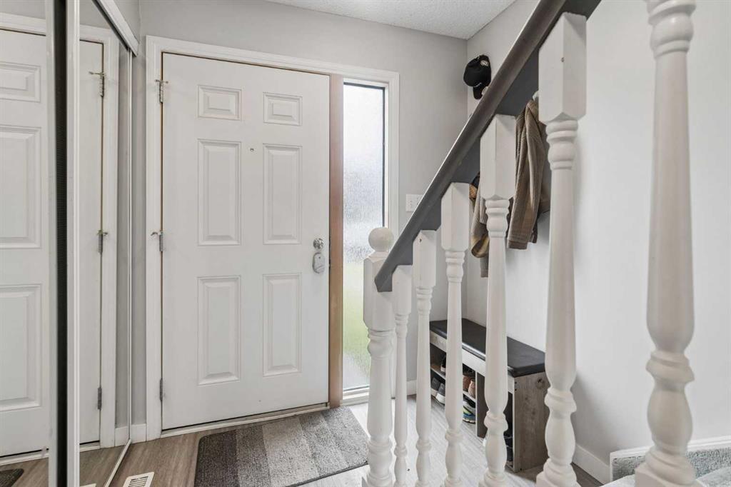 Fifth View of 109, 4810 40 Avenue SW, Glamorgan, Calgary, Alberta, T3E 1E5