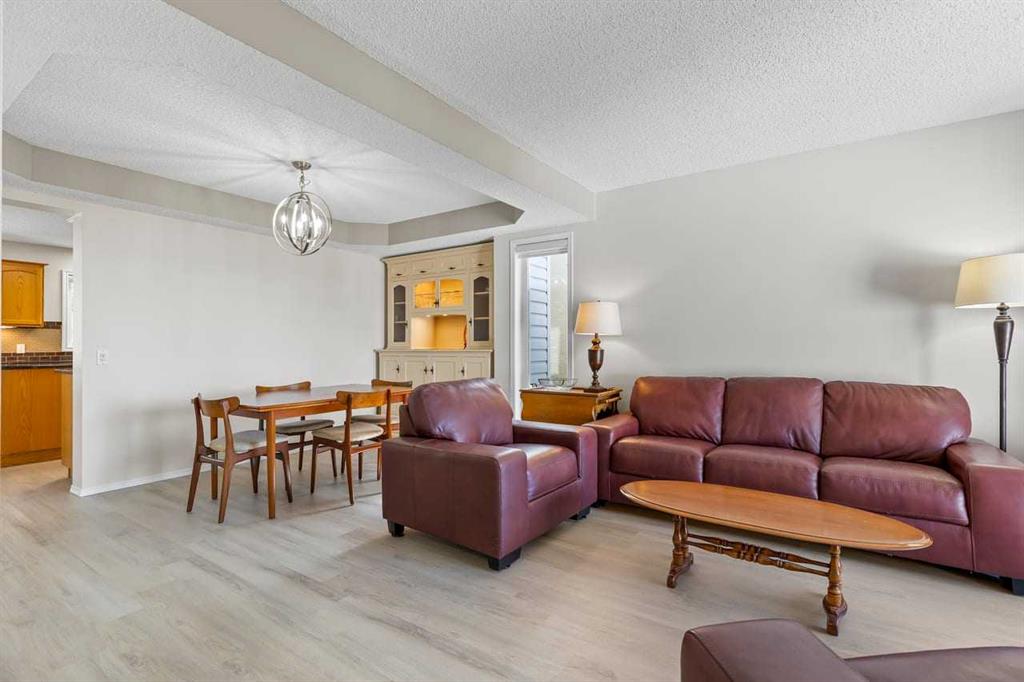 Fifth View of 368 Sienna Park Drive SW, Signal Hill, Calgary, Alberta, T3H 3K3