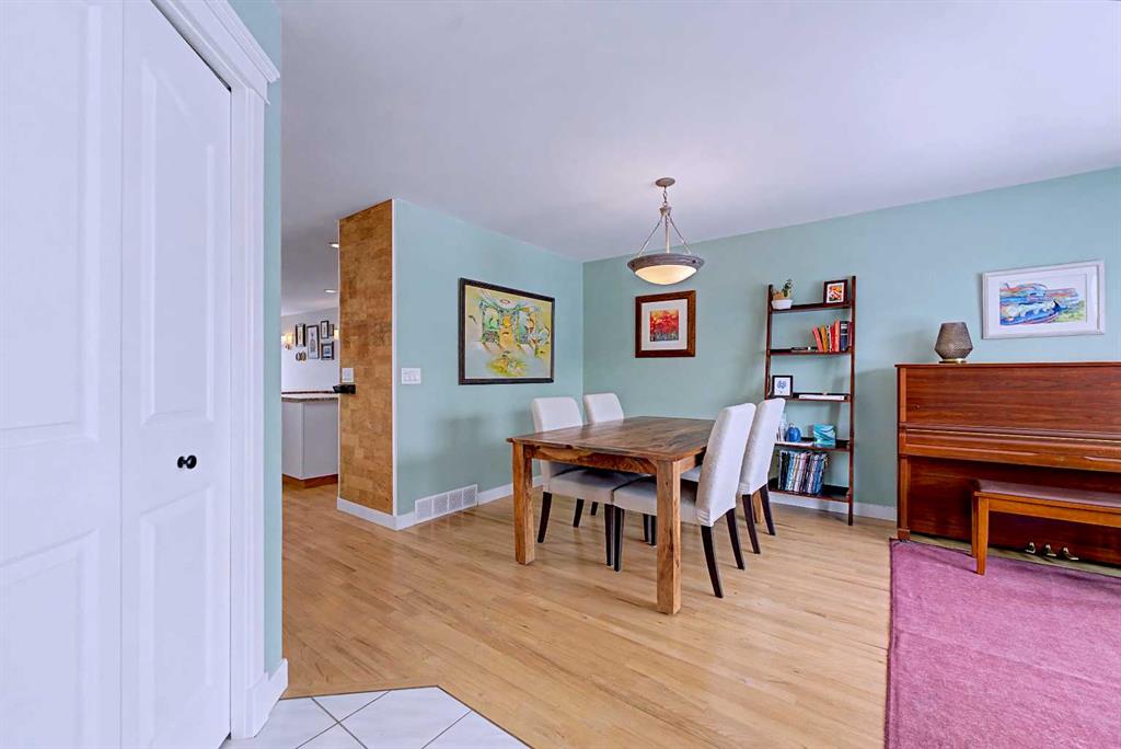 Fifth View of 1631 16A Street SE, Inglewood, Calgary, Alberta, T2G3S6