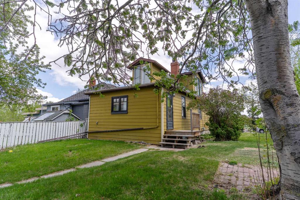 Fourth View of 1609 17A Street SE, Inglewood, Calgary, Alberta, T2G 3W8