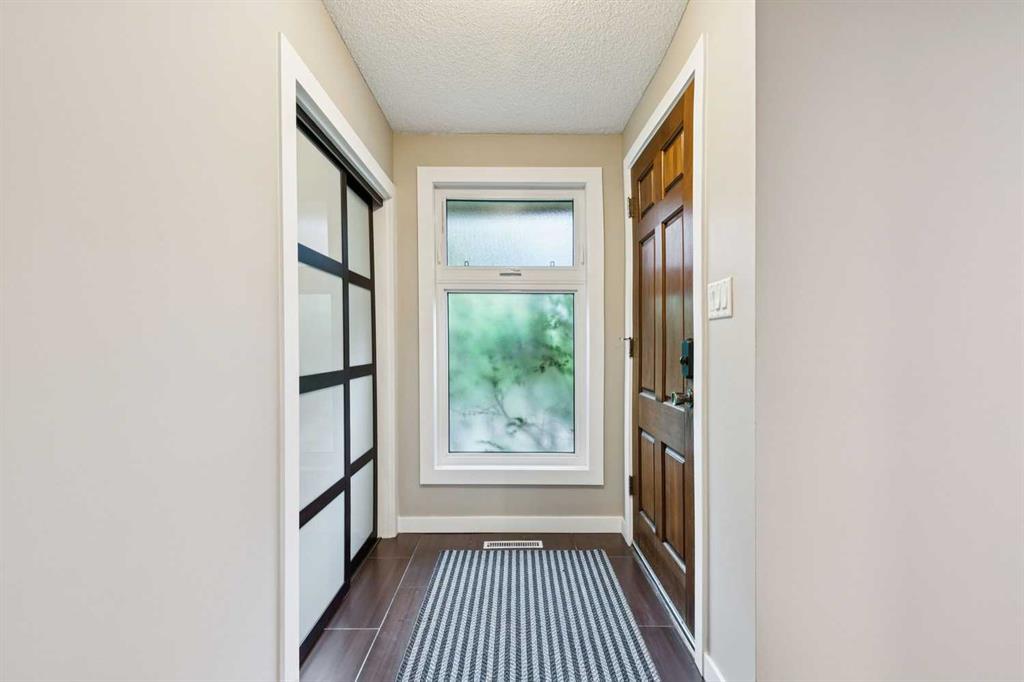 Third View of 3212 Conrad Drive NW, Charleswood, Calgary, Alberta, T2L 1B4
