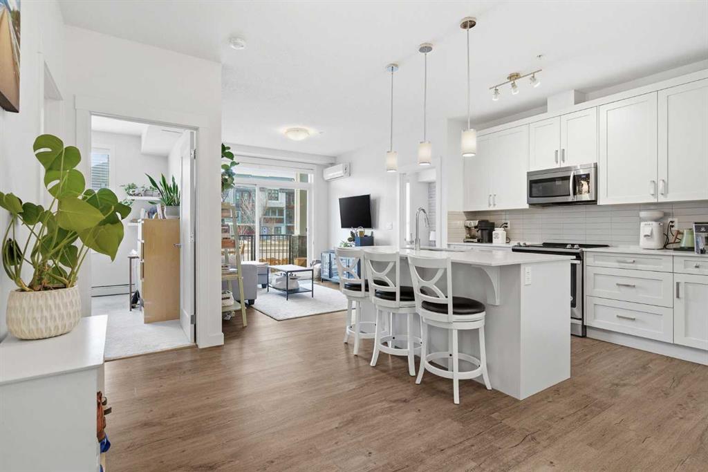 104, 20 Walgrove Walk SE, A2317211, Alberta,