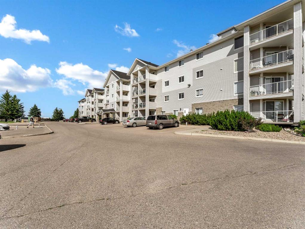 215, 1648 Saamis Drive NW, A2317284, Alberta,