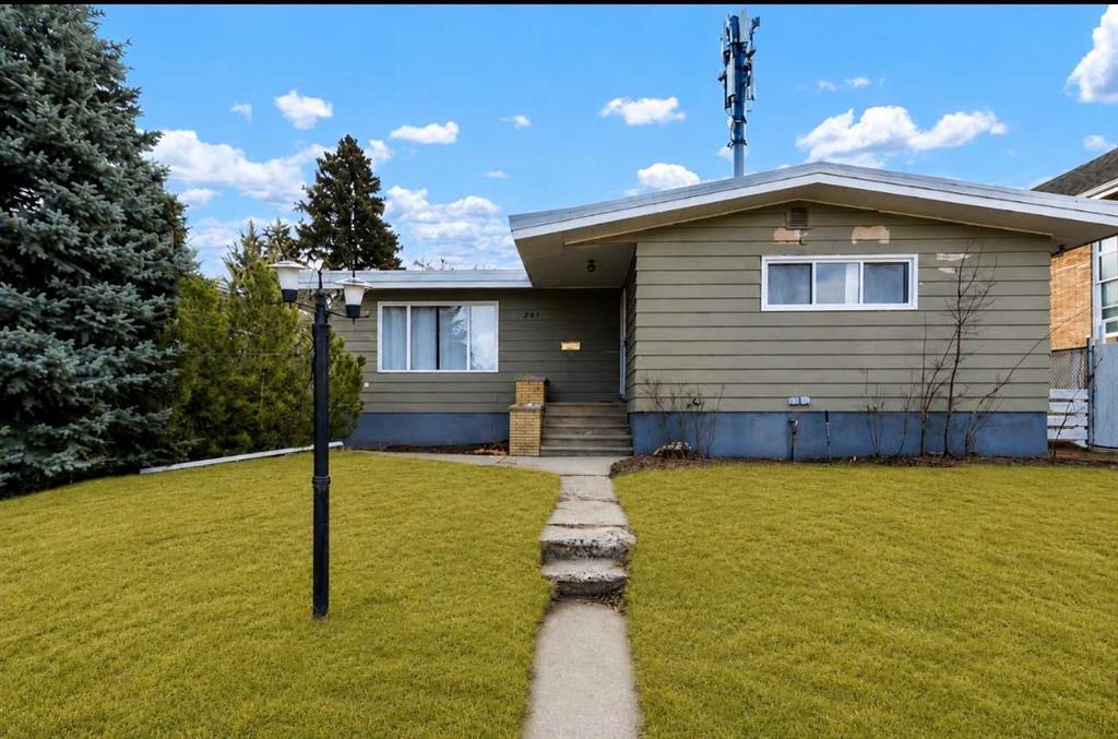 Second View of 261 9 Street SW, SW Hill, Medicine Hat, Alberta, T1A 4N8