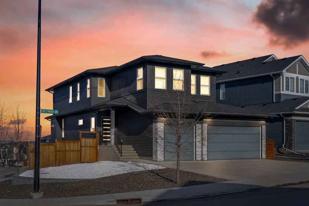 325 Crestmont Drive SW, A2317393, Alberta,