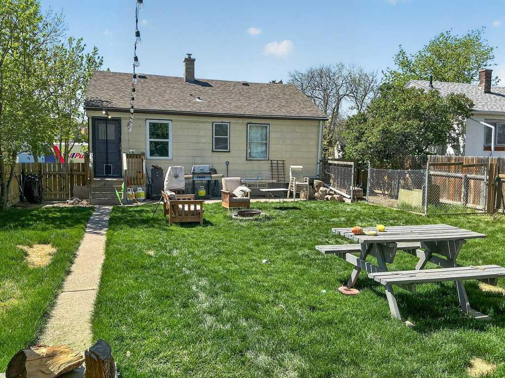 Fifth View of 315 16 Street N, Westminster, Lethbridge, Alberta, T1H 3A2