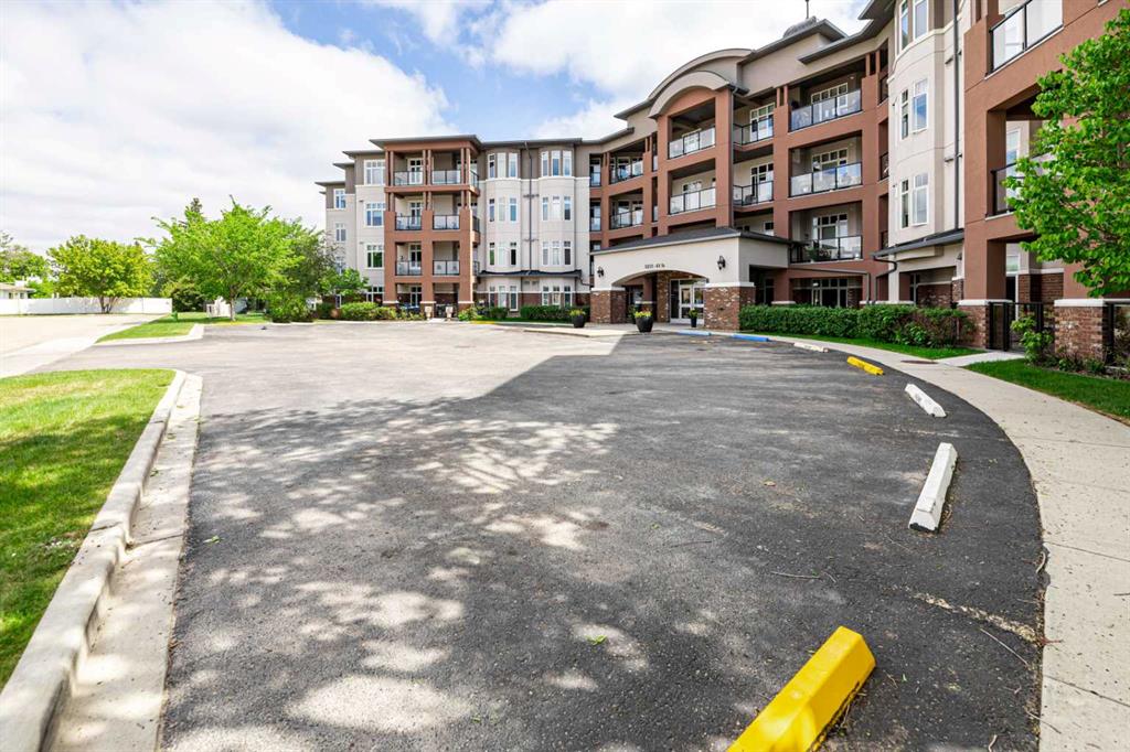 Fifth View of 109, 5213 61 Street , Highland Green Estates, Red Deer, Alberta, T4N 6N5