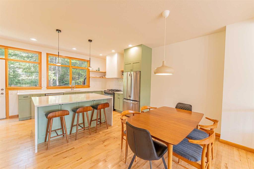 Fourth View of 21, 137 Wapiti Close , Eagle Terrace, Canmore, Alberta, T1W 3B2