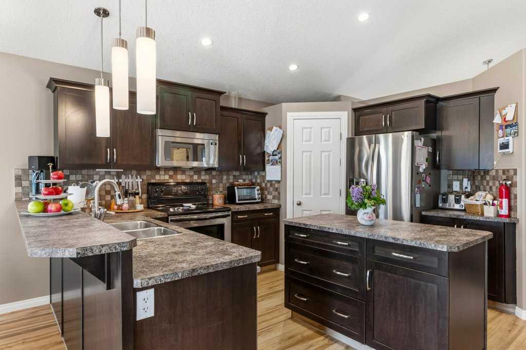 Fifth View of 38 Lucky Place , Lakeway Landing, Sylvan Lake, Alberta, T4S 0B1