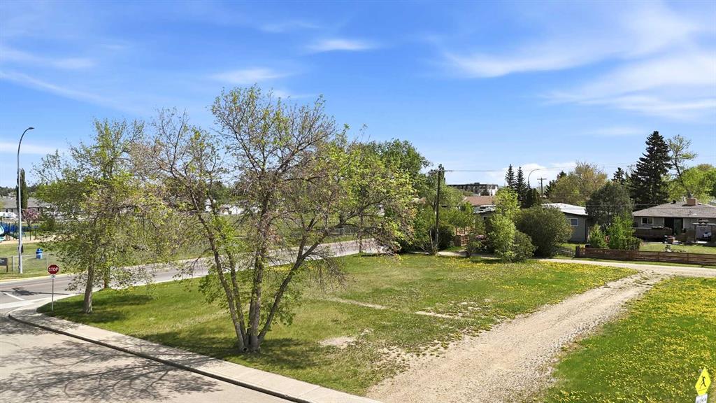 Second View of 5253 49 Street , Downtown Lacombe, Lacombe, Alberta, T4L 1H6