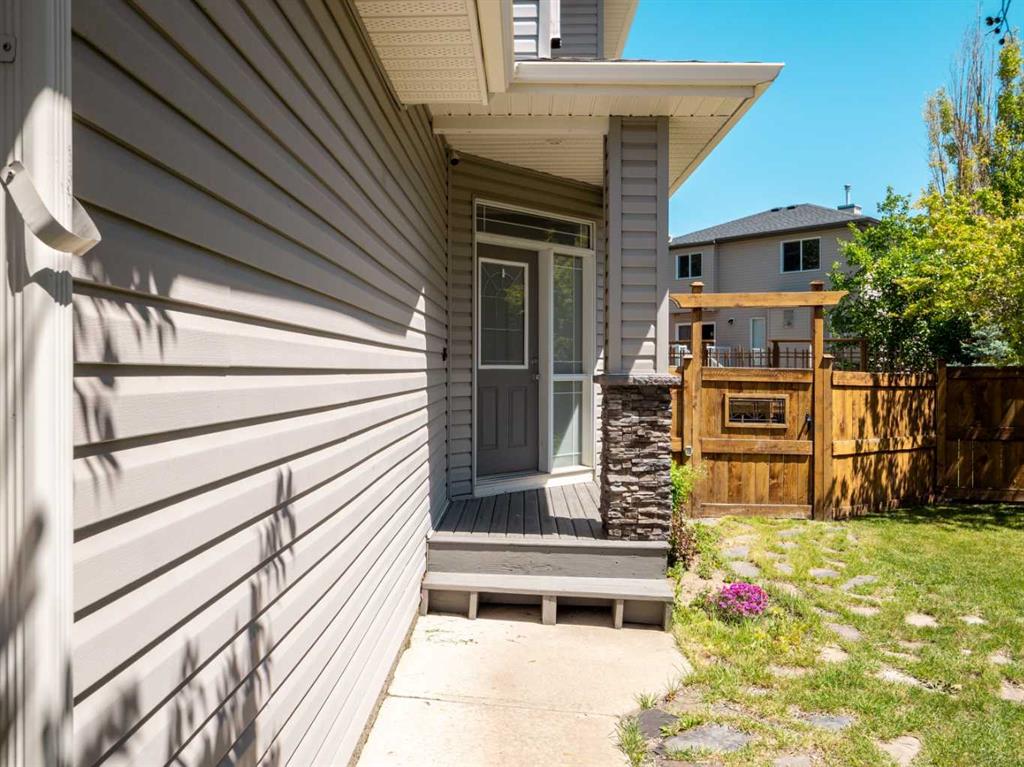 Fourth View of 111 Fairmont Road S, Fairmont, Lethbridge, Alberta, T1K 8C8