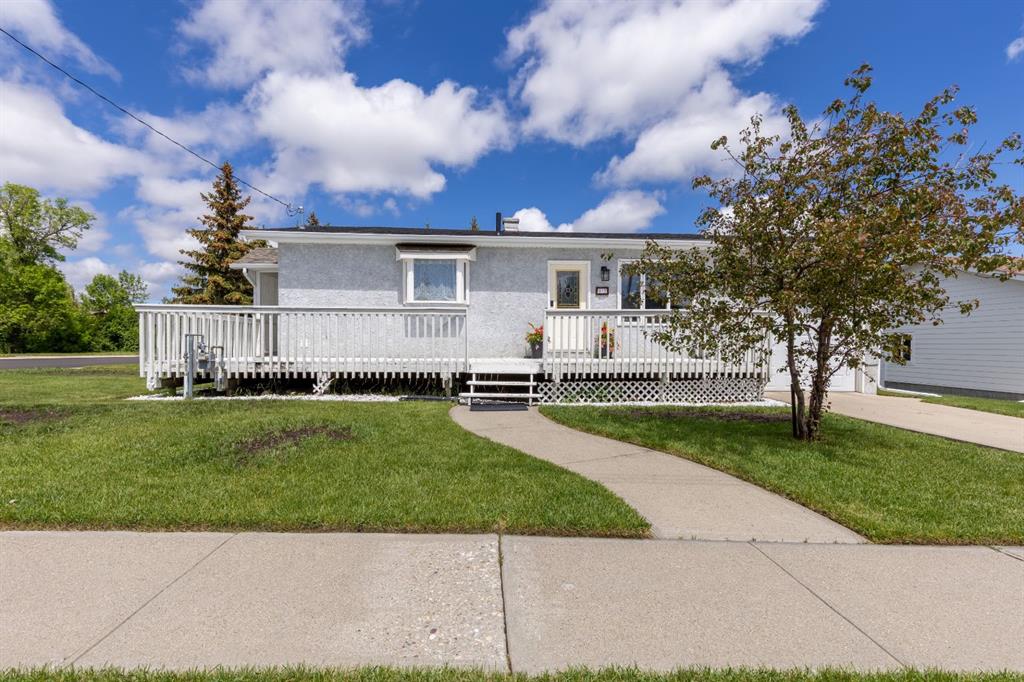 593 3 Avenue W, A2317560, Alberta,
