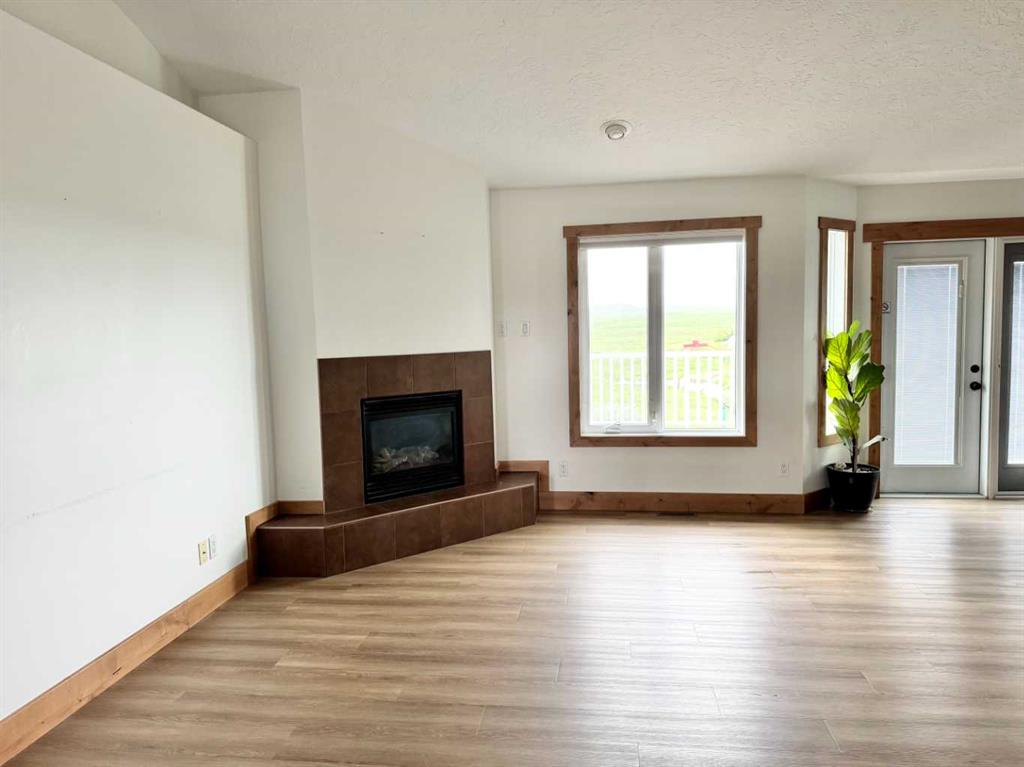 Fourth View of 265 SCHOOL Avenue N, NONE, Mountain View, Alberta, T0K 1N0