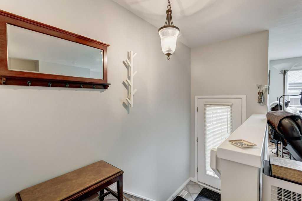 Fourth View of 8, 125 Cave Avenue , NONE, Banff, Alberta, T1l 1E7