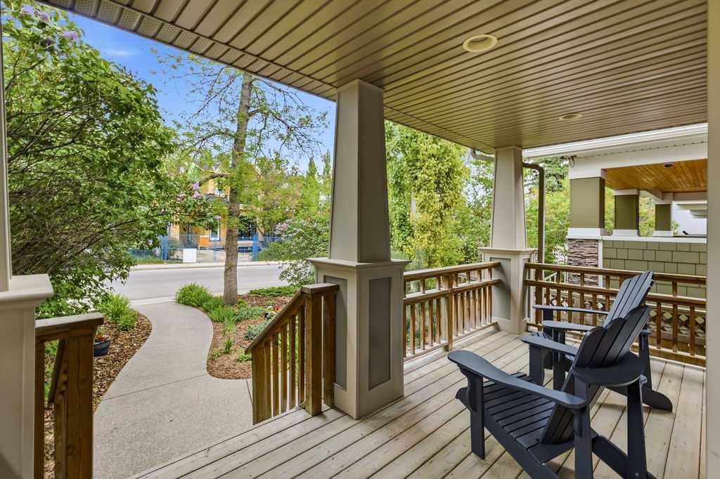 Third View of 613 24 Avenue NW, Mount Pleasant, Calgary, Alberta, t2m 1x6