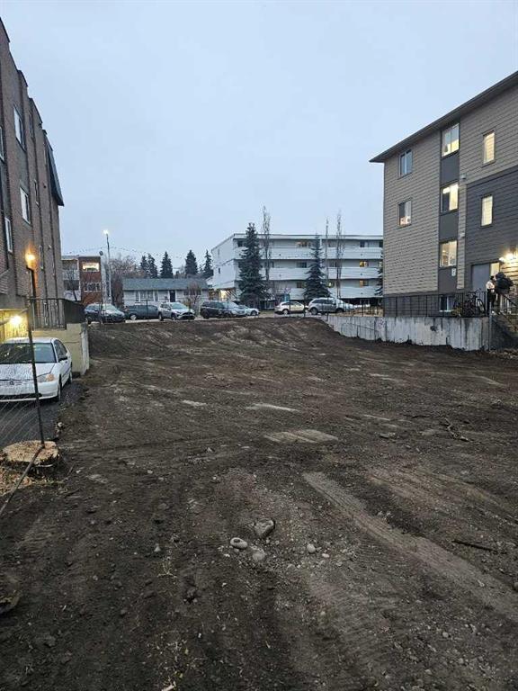 Second View of 1910 11 Avenue SW, Sunalta, Calgary, Alberta, T3C 0N8