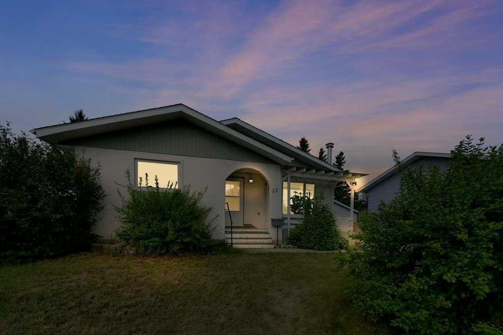 22 Blackstone Avenue , A2317720, Alberta,