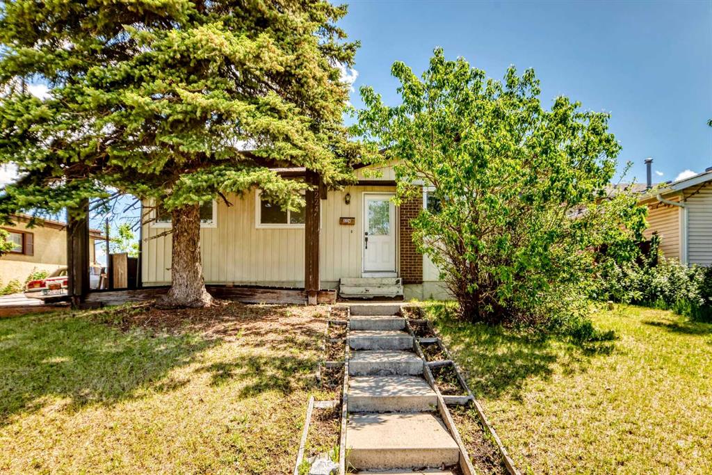 Second View of 3224 Rundlelawn Road NE, Rundle, Calgary, Alberta, T1y3h5