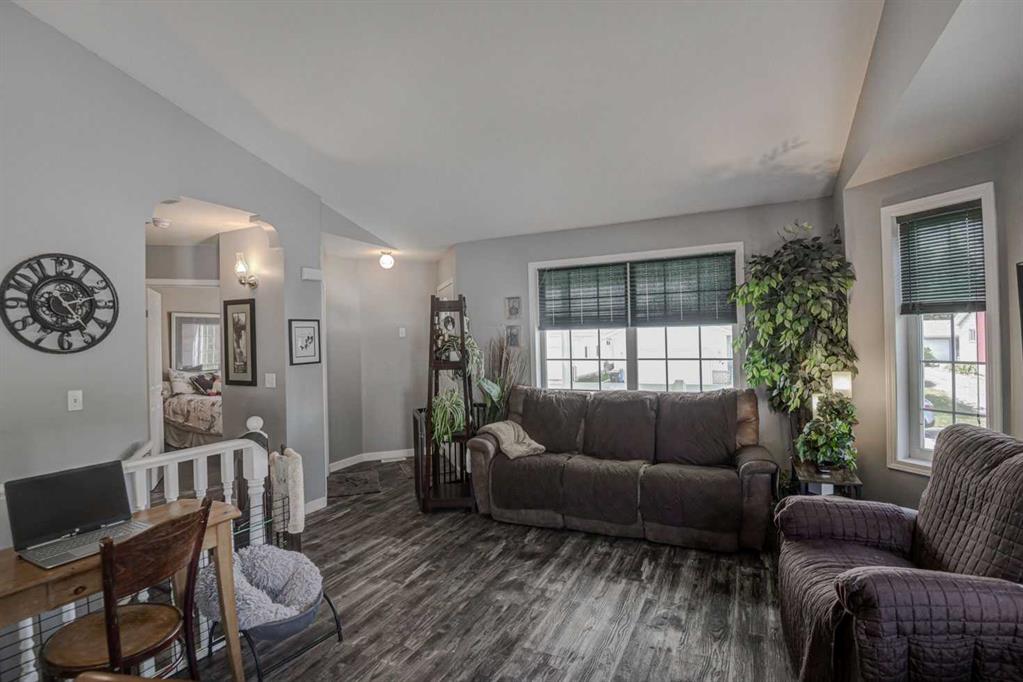Fifth View of 1625 15A Street , NONE, Didsbury, Alberta, T0M 0W0