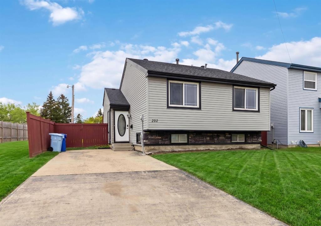 202 Bird Crescent , A2317830, Alberta,
