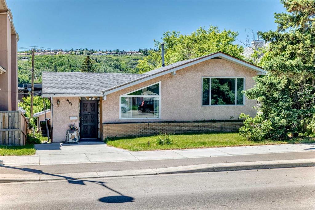 4407 Bowness Road NW, A2317905, Alberta,