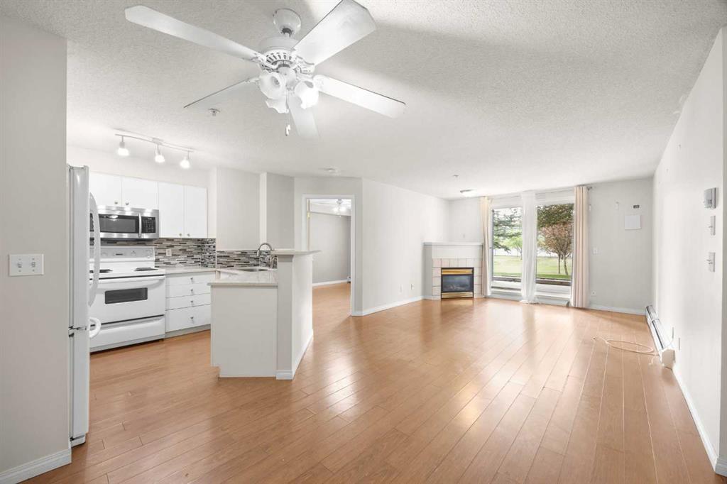 Third View of 3104, 2280 68 Street NE, Monterey Park, Calgary, Alberta, T1Y 7M1