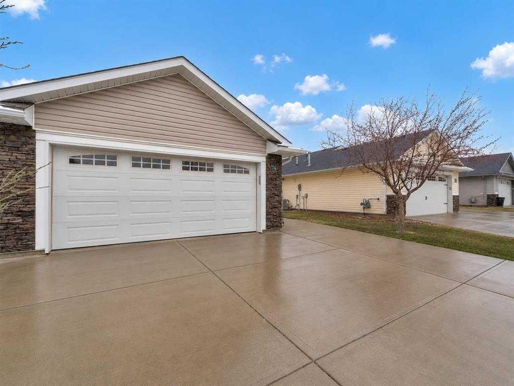 Third View of 74 Chartwell Place SE, Southland, Medicine Hat, Alberta, T1B 0E4