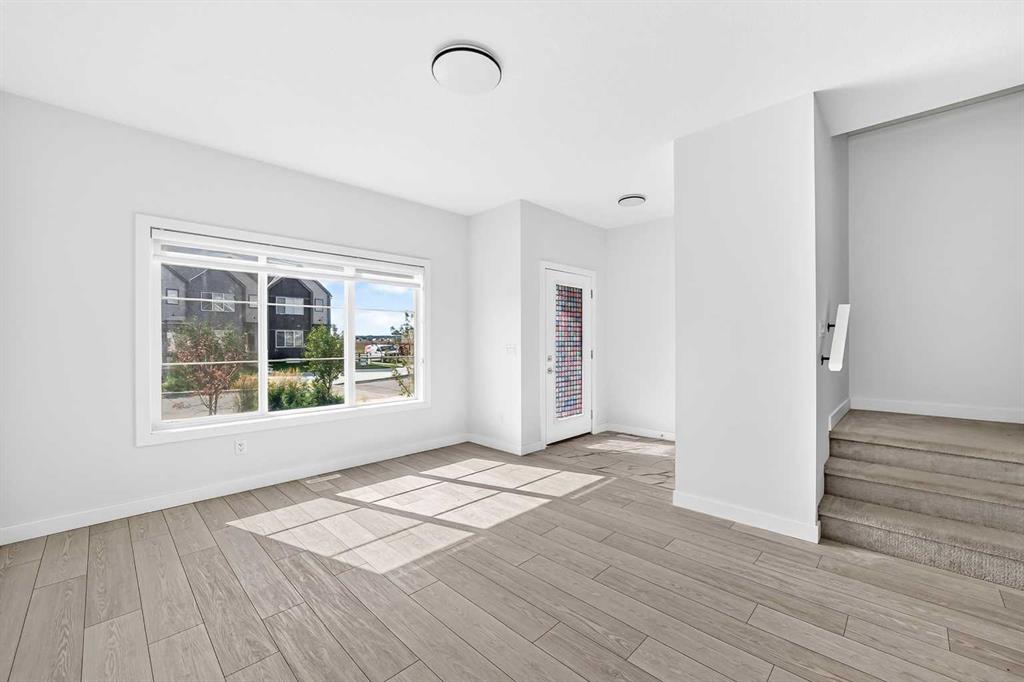 Fourth View of 7614 202 Avenue SE, Rangeview, Calgary, Alberta, T3S 0E6