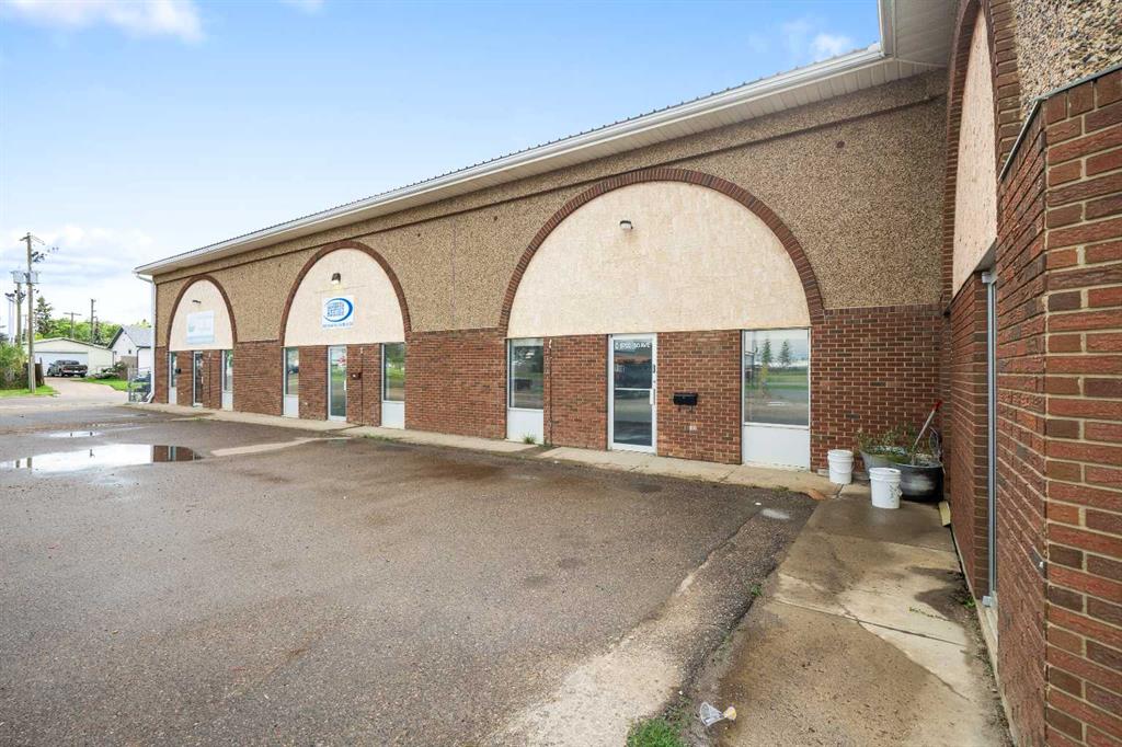 Fifth View of 2, 5702 50 Avenue , North Lloydminster, Lloydminster, Alberta, T9V 0X6
