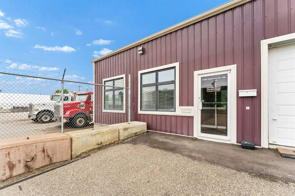 1202 Factory Street SE, A2318068, Alberta,