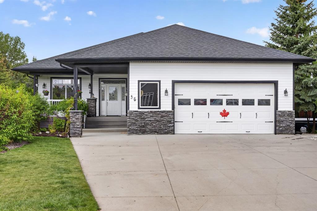 35 Vantage Crescent , A2318122, Alberta,