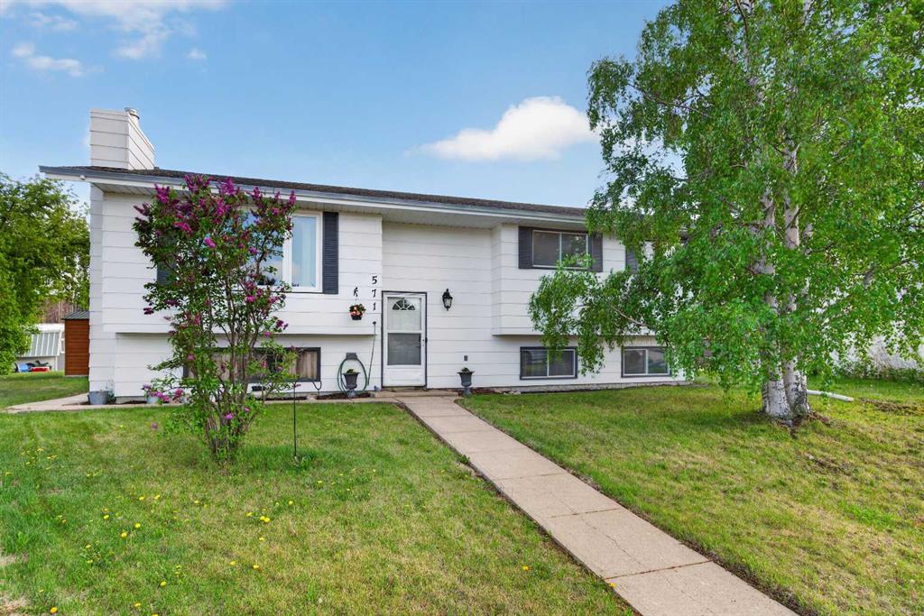 571 8 Street SE, A2318143, Alberta,