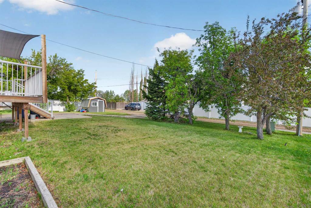 Fifth View of 571 8 Street SE, NONE, Three Hills, Alberta, T0M 2A0