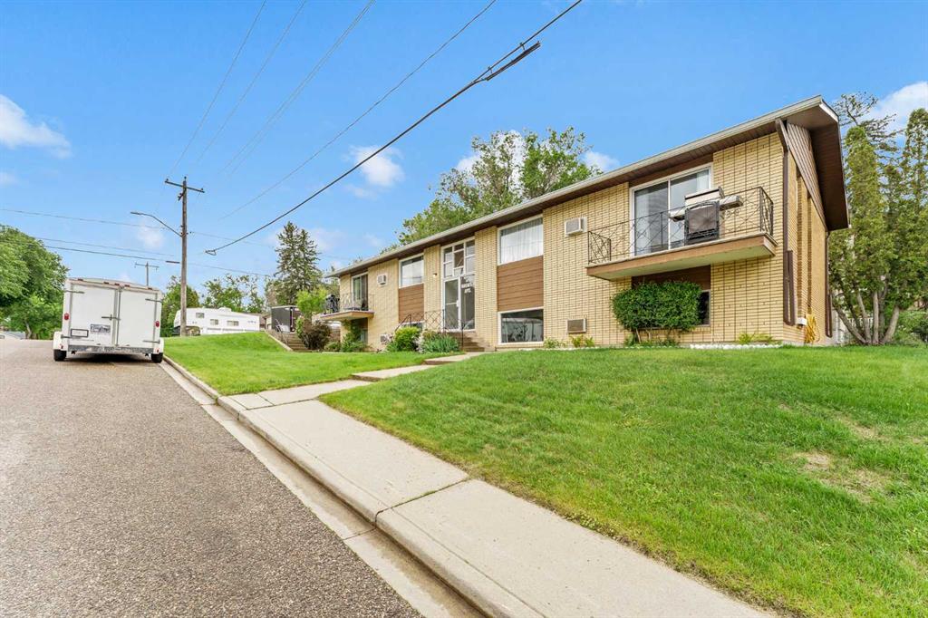 Third View of 502 3 Avenue SE, SE Hill, Medicine Hat, Alberta, T1A2L9