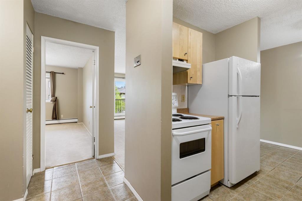 Fifth View of 307, 635 56 Avenue SW, Windsor Park, Calgary, Alberta, T2V 0G9